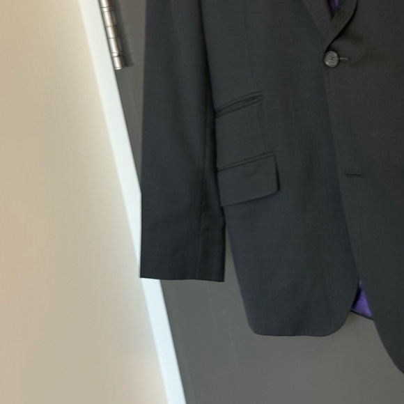 Ted Baker Endurance 39R wool EUC black with light pinstripes and  Purple Lining - Picture 6 of 15